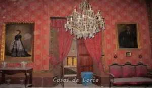 CASA DE LOS ARCAS SALON ROJO