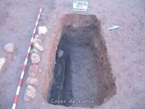 DETALLE ENTERRAMIENTO MUSULMAN 02
