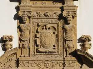CASA MORENO ESCUDO