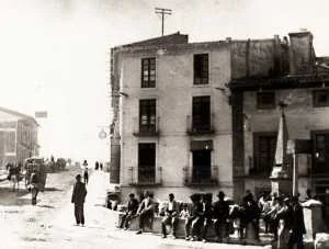 PLAZA LA ESTRELLA SUBIDA AL PUENTE