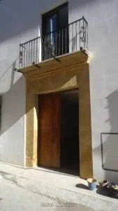CASA DE LOS CALDERONES PUERTA