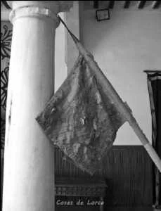 Antiguo pendón que actualmente porta la histórica asta de Lorca.