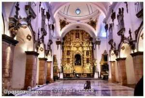 INTERIOR IGLESIA