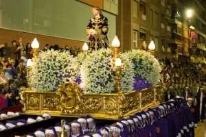 CRISTO DEL RESCATE TRONO