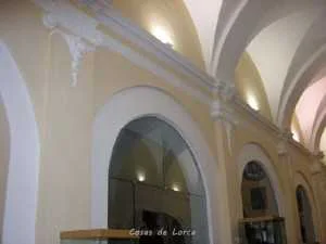 DETALLE INTERIOR DE LA IGLESIA