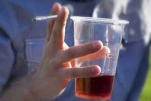 BOTELLON FERIA LORCA, ALCOHOL Y TABACO