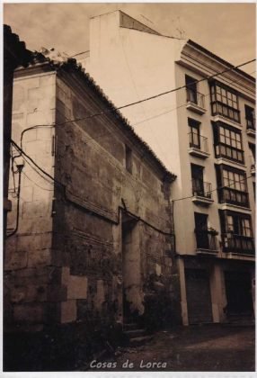 EL GRANERO DECIMAL - Historia de un edificio que fué hospital, cárcel, fábrica de hielo y actual pub. 37