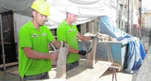 Los daños en los cimientos obligan a ampliar las obras en la Cámara Agraria