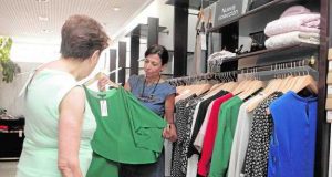 Las rebajas acaban con las existencias y obligan a colocar la nueva colección