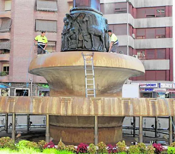LIMPIEZA FUENTE OVALO