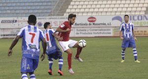 El Murcia espabila en la segunda parte y gana al Lorca sin muchos alardes