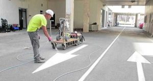 Las obras de ampliación obligan a reordenar los accesos al hospital