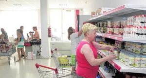 Veinte familias están en lista de espera para recibir comida de Cáritas