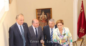 Los pasos blancos y azul exponen al presidente Pedro Antonio Sanchez sus proyectos de futuro