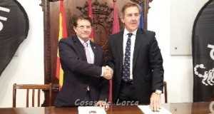 Firmado un convenio con la Federación Murciana de Fútbol que iguala las ventajas en atención sanitaria entre futbolistas federados y aficionados.