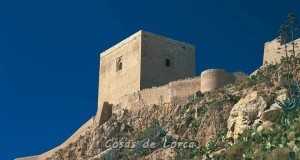 AHORA LE TOCA A SUS LADERAS – SOBRE EL ENTORNO DEL CASTILLO