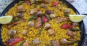 HOY COMEMOS ARROZ CON CONEJO Y CARACOLES