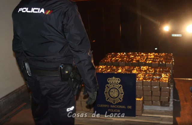 INTERVENIDAS 2 TONELADAS DE HACHIS EN ALBOX Y LORCA