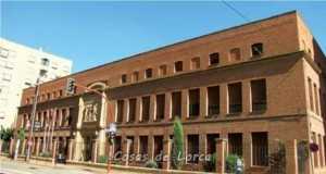 LA ESCUELA DE MAESTRIA INDUSTRIAL SU HISTORIA HASTA EL ACTUAL IES RAMON ARCAS