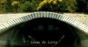 Un herido grave en accidente de tráfico ocurrido en la entrada al túnel de Lorca