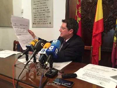 ERROR DEL PSOE, SI AL ASCENSOR