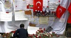 El Ayuntamiento de Lorca guarda un minuto de silencio por la víctimas del atentado terrorista perpetrado ayer en Estambul