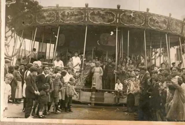 ANTIGUOS CABALLITOS FERIA LORCA