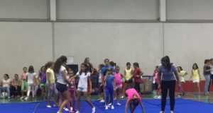 Después de la feria iniciamos un lunes saludable con gimnasia rítmica para niños en San Fernando