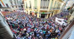 Miles de agricultores salen a la calle a pedir agua en Murcia