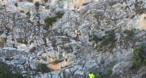 Servicios de emergencia rescatan a un senderista accidentado en Barranco del Humero (Sierra Espuña) en Totana