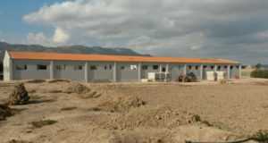 Los vecinos de Las Terreras rechazan una granja porcina junto al cementerio