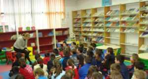 La actriz Inma Guillén participará el sábado en una sesión de cuentacuentos para conmemorar el Día de la Biblioteca.