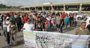 Vecinos de Lorca se manifiestan pidiendo reformas para evitar futuras riadas