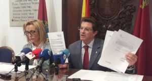 El Ayuntamiento rechaza la campaña de persecución personal del Sr. Meca (C´s) contra la edil de Obras.