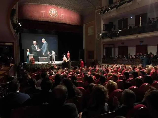 ENTREGA PREMIOS MERCURIO TEATRO GUERRA CAMARA COMERCIO 2016
