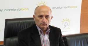 Antonio Meca de C’s continua con su cruzada contra Lali Ibarra y el Alcalde, declarando que va a demostrar quién miente y acabar con las «IBARRADAS MUNICIPALES». –