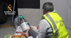 Varios detenidos en un control policial en Lorca por robo de productos fitosanitarios.