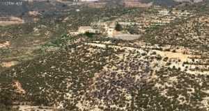 Efectivos del Infomur apagan un conato de incendio forestal en la Sierra de la Peñarrubia, en Lorca .