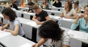 Convocadas para este curso 448 plazas de maestros en todas sus especialidades.
