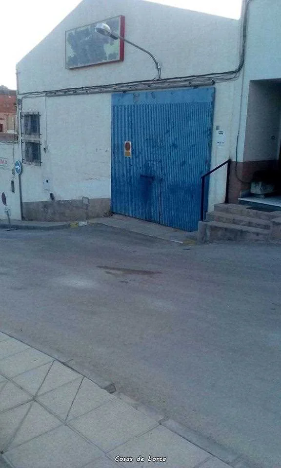 NAVE DONDE SE REALIZAN ACTOS RELIGIOSOS COMO MEZQUITA EN BARRIO APOLONIA