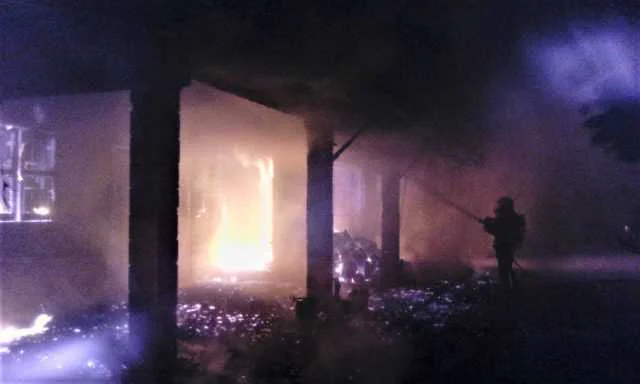 INCENDIO AGUADERAS 112 BOMBEROS