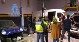 Policía Nacional localiza dos talleres sin licencia en Lorca.