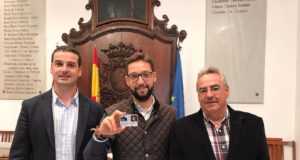 El Lorca Club de Golf celebra su 20º aniversario con un curso subvencionado de iniciación al golf, clases gratuitas y el fomento de la escuela de golf para niños.
