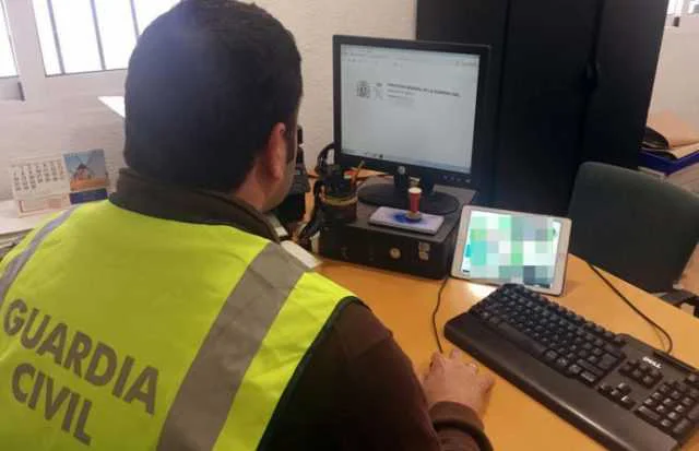 Esclarecidas treinta estafas por la venta fraudulenta de pólizas de seguro