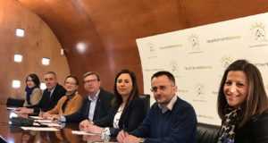 La Concejalía de Turismo habilita 5 puntos de atención al visitante y 30.000 impresos informativos dentro del operativo especial para Semana Santa.