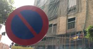 El Ayuntamiento ratifica su apoyo a la Comunidad de Propietarios del edficio que será derribado mañana en Avenida de Portugal pese al boicot del edil naranja Antonio Meca.