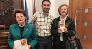 Las amas de casa ya pueden presentar las obras para el certamen literario.