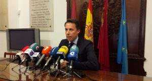 Fulgencio Gil asume el reto de ser Alcalde de Lorca con »compromiso, ilusión y ganas de trabajar por este gran municipio».