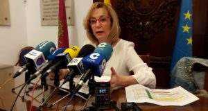 Eulalia Ibarra deja su acta de concejal para ocupar un cargo dentro de la consejería de Paco Jódar.