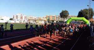 El lorquino Raúl Guevara Castellar gana la carrera 10 KM de Almoradí.